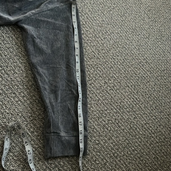 Zara Grey Cropped Sweatshirt Grey Sweater Top M - Picture 9 of 9